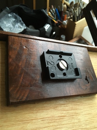 Attaching a quick release mounting plate to the bottom of a pochade box